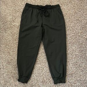 Woman’s Jogger Pants
